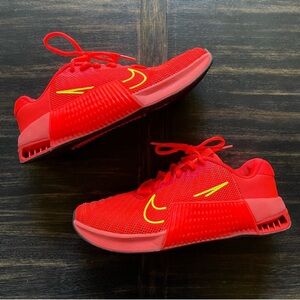 Nike Metcon 9 Workout Shoes (Hyper Crimson/Hyper Orange/Black) - Size 9